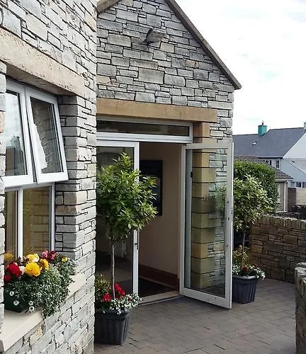 The Ballyliffin 2* Donegal Town